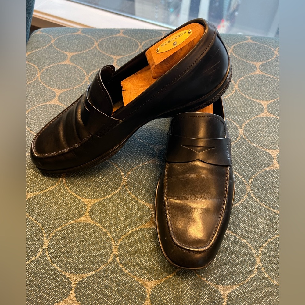 Prada loafer size 8.5 - Picture 2 of 3